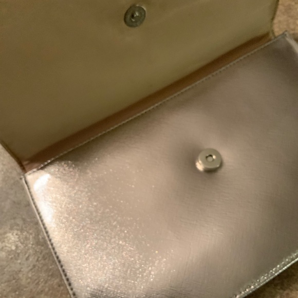 Nine West Clutche - Picture 3 of 3